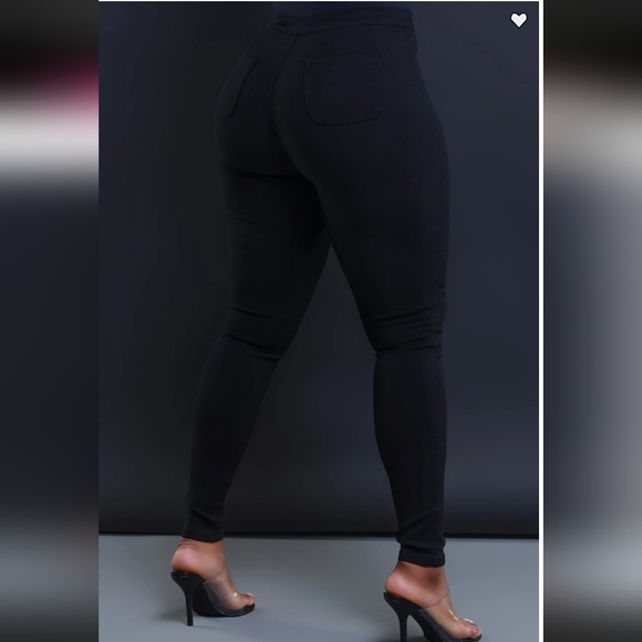 Super High Waisted Stretchy Jeans - Picture 3 of 4